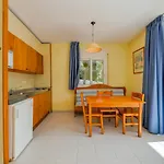 Agi Rescator Apartments