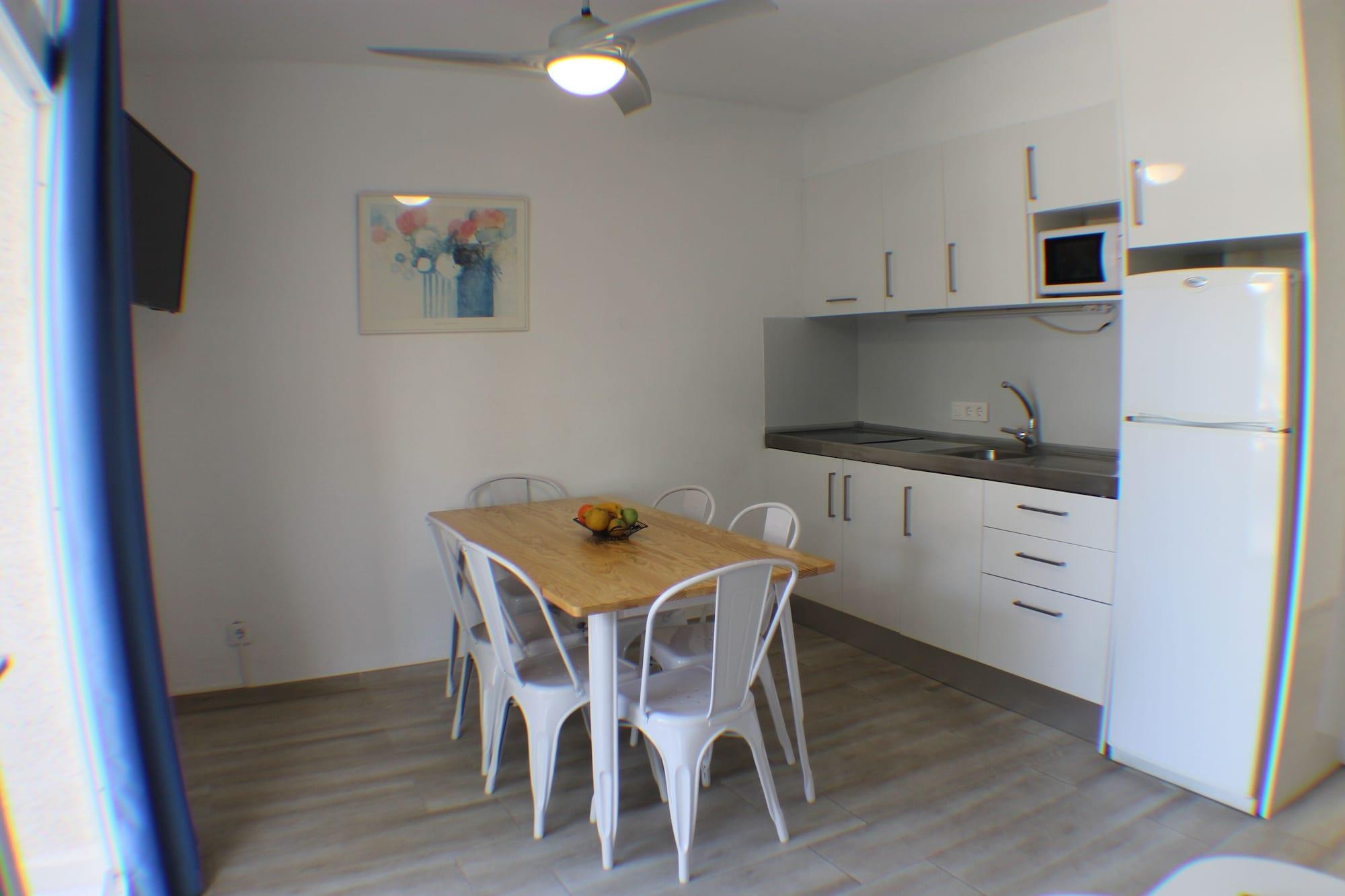 Agi Rescator Apartment Roses